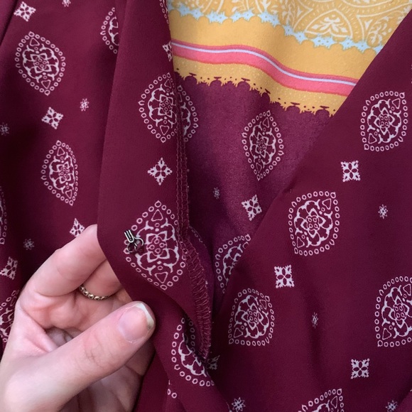 ☮️ Bohemian Bell Sleeve Romper NWOT - Picture 2 of 5